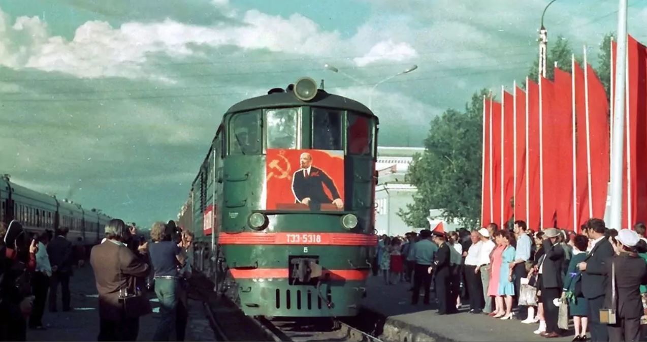 Как строилась железная дорога СССР