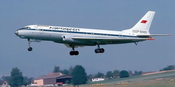 Ту 104 Ту-104