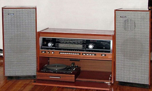 радиола«Rigonda-Bolshoi» радиола«Rigonda-Bolshoi»