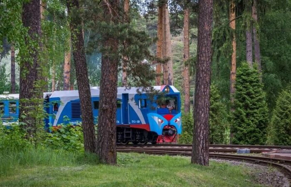 Современная детская железная дорога в Кратово Современная детская железная дорога в Кратово