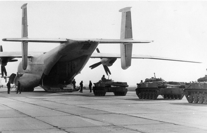 Советский богатырь Ан-22