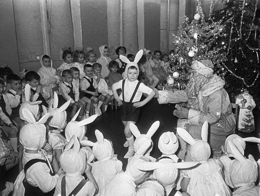 Новый год уже совсем не несет нам ощущение праздника Новый год уже совсем не несет нам ощущение праздника