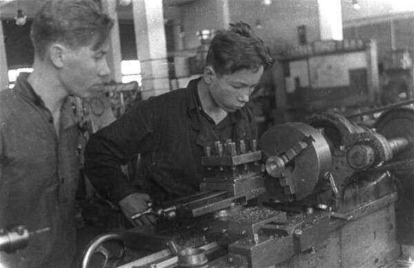 Маленькие герои труда Маленькие герои труда