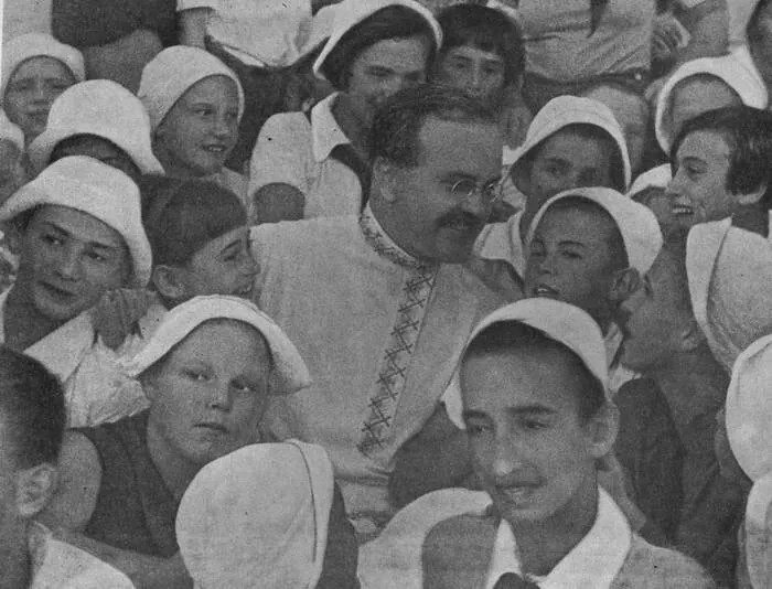 Молотов в Артеке