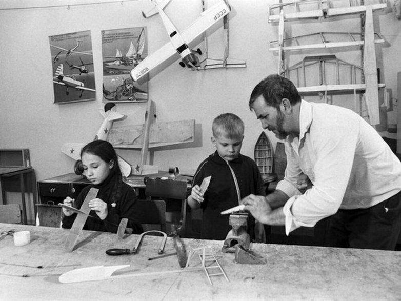 Авиамодельный кружок