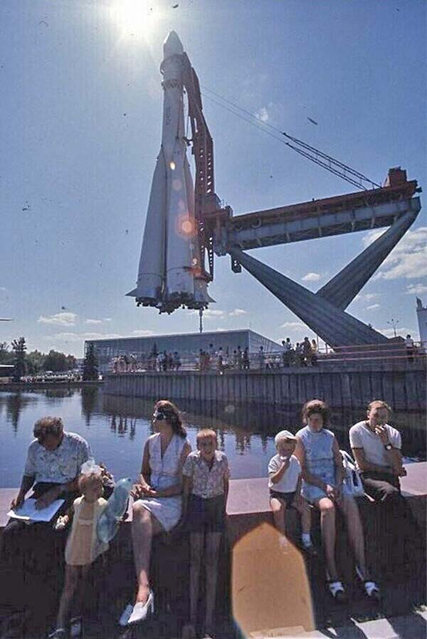 Всей семьей на ВДНХ