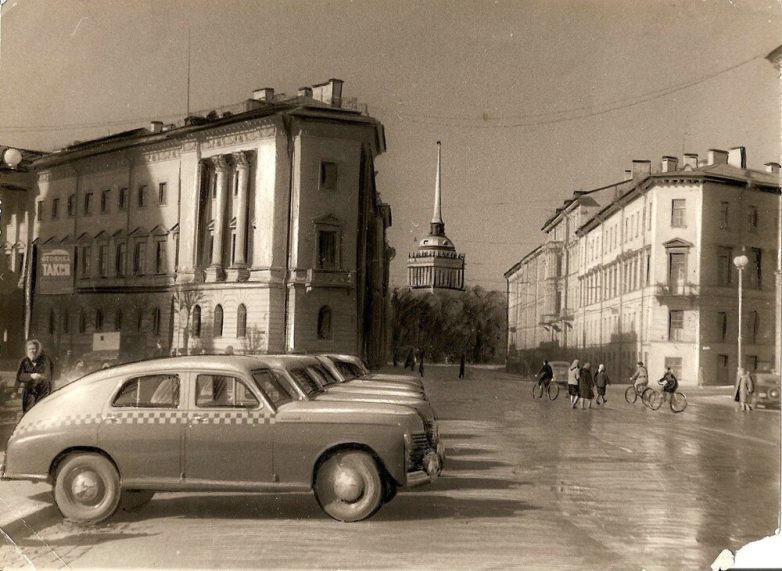 Стоянка такси